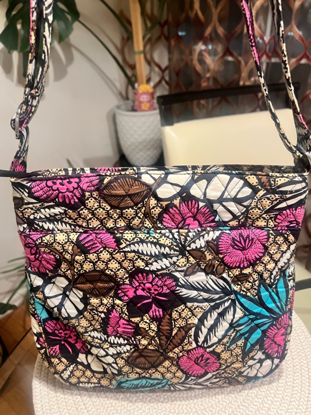 Lot! Three. Vera Bradley Floral Crossbody Trio + wallet - Picture 8 of 9
